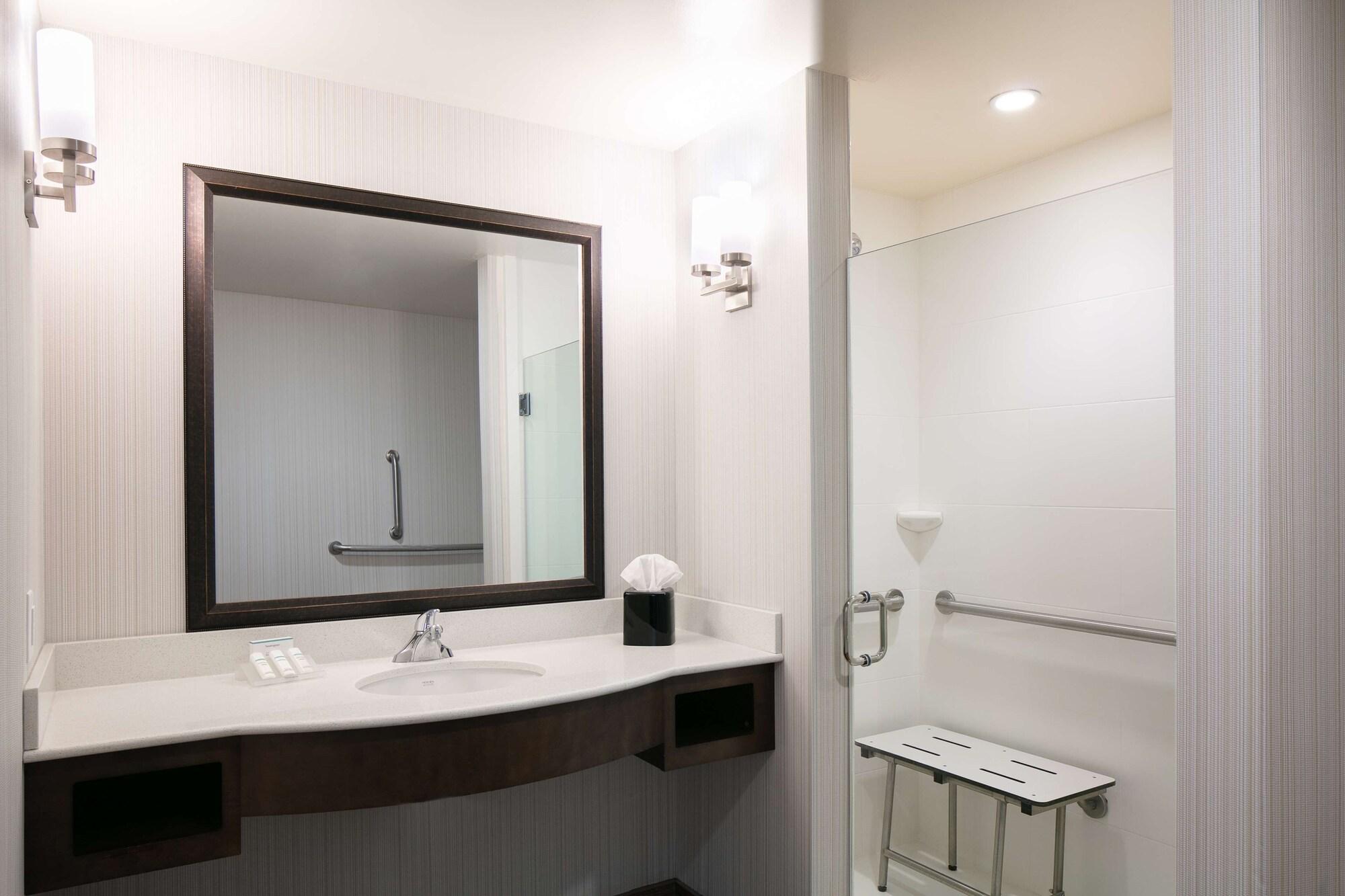 Hilton Garden Inn Bettendorf/ Quad Cities Dış mekan fotoğraf