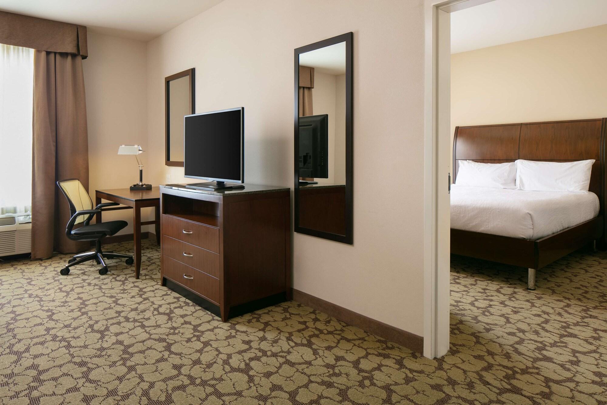 Hilton Garden Inn Bettendorf/ Quad Cities Dış mekan fotoğraf
