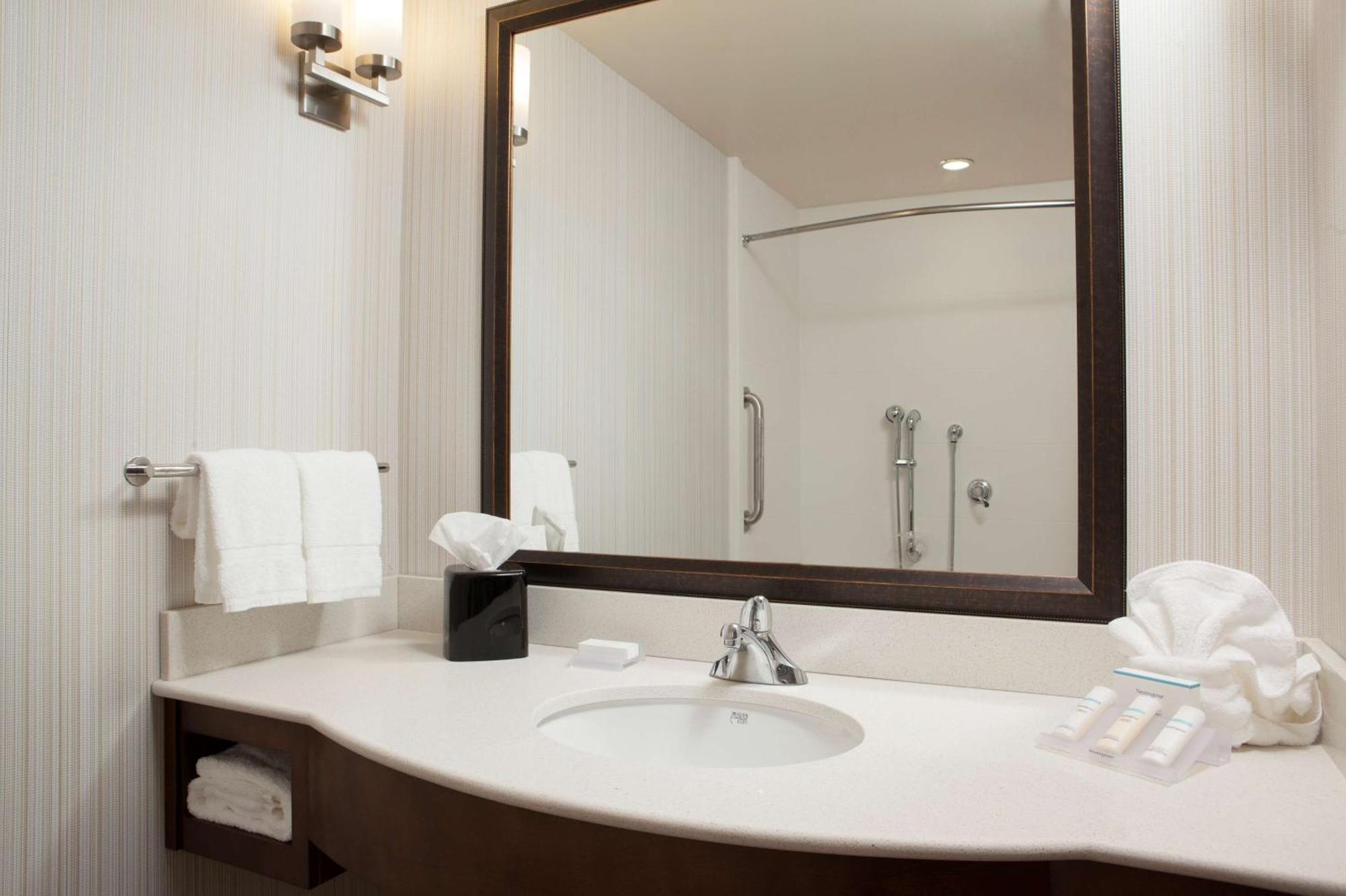 Hilton Garden Inn Bettendorf/ Quad Cities Dış mekan fotoğraf