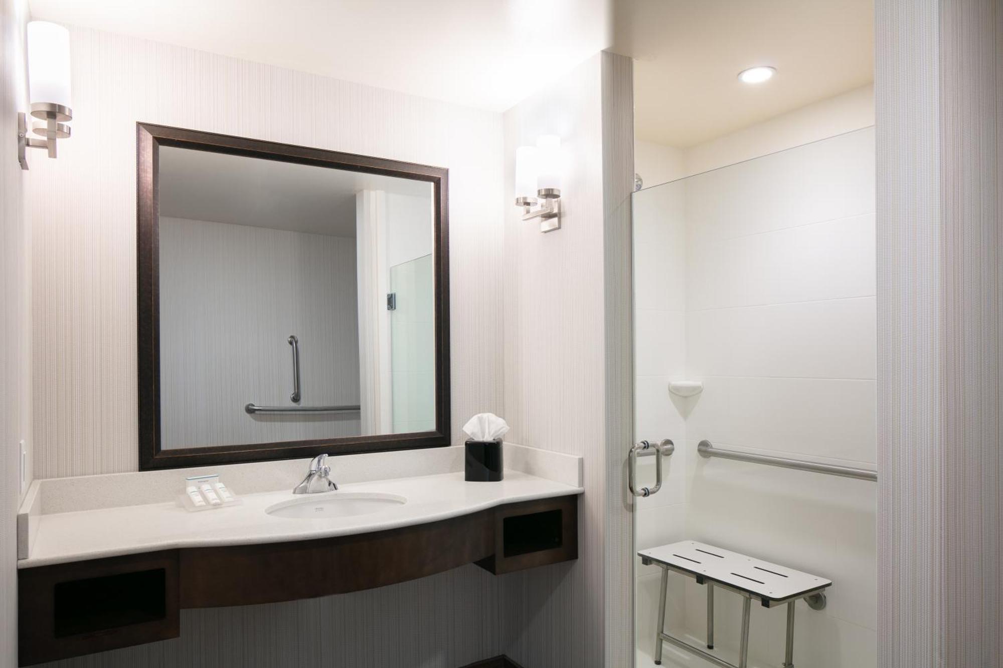 Hilton Garden Inn Bettendorf/ Quad Cities Dış mekan fotoğraf